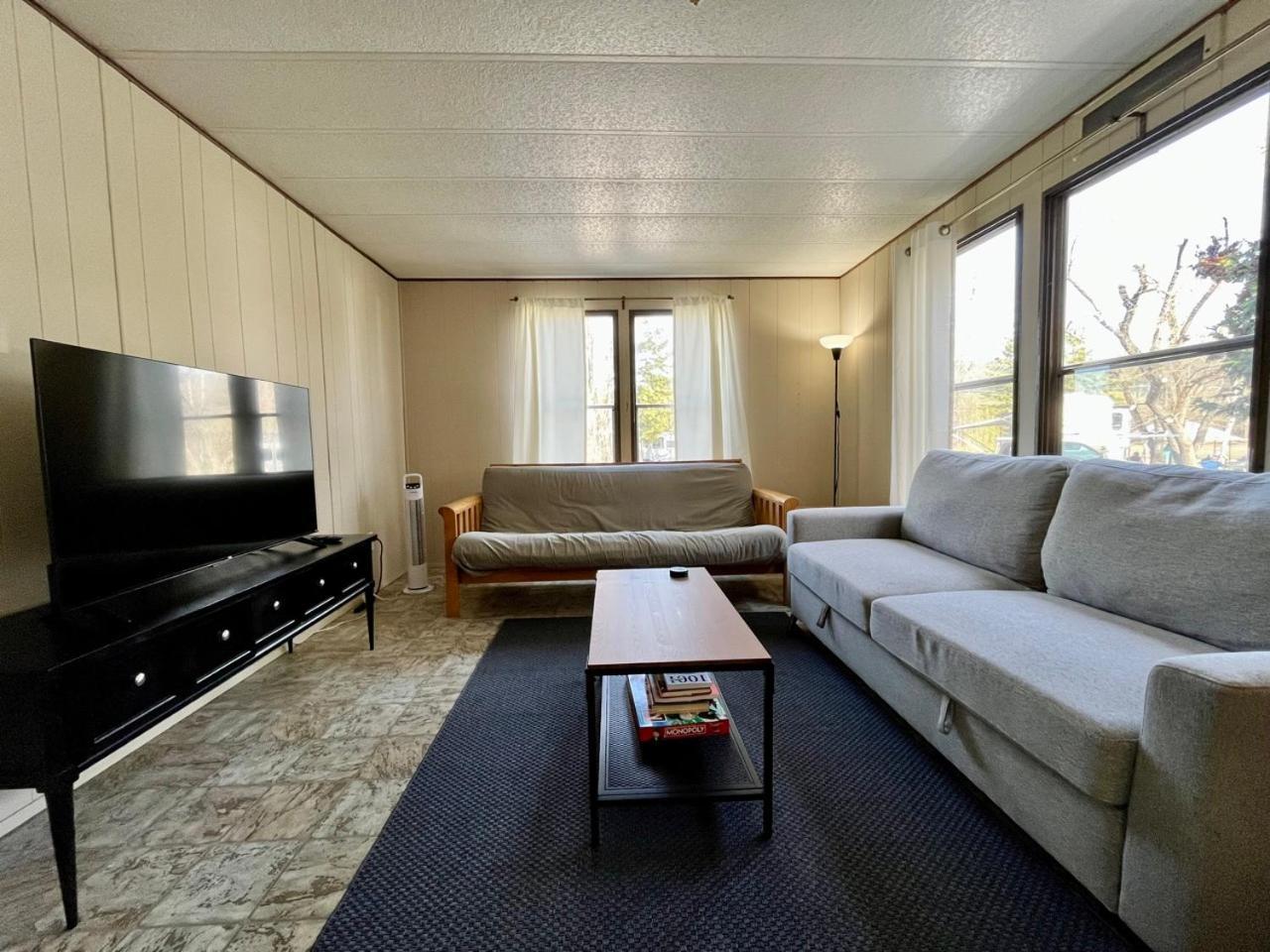 Roberts Roost Resort Quesnel Bagian luar foto