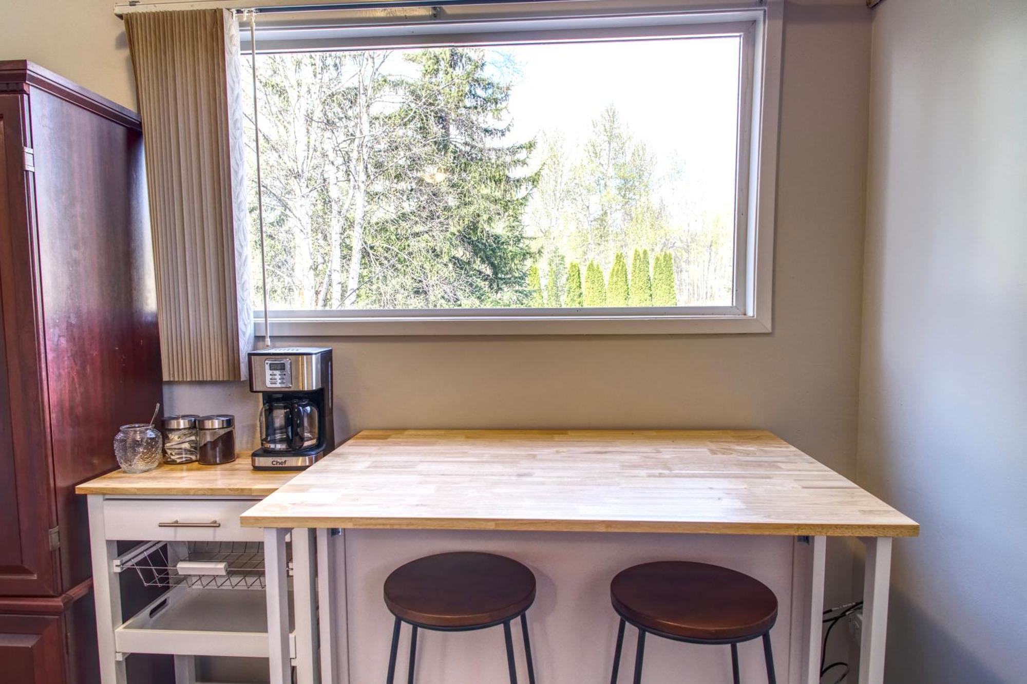 Roberts Roost Resort Quesnel Bagian luar foto