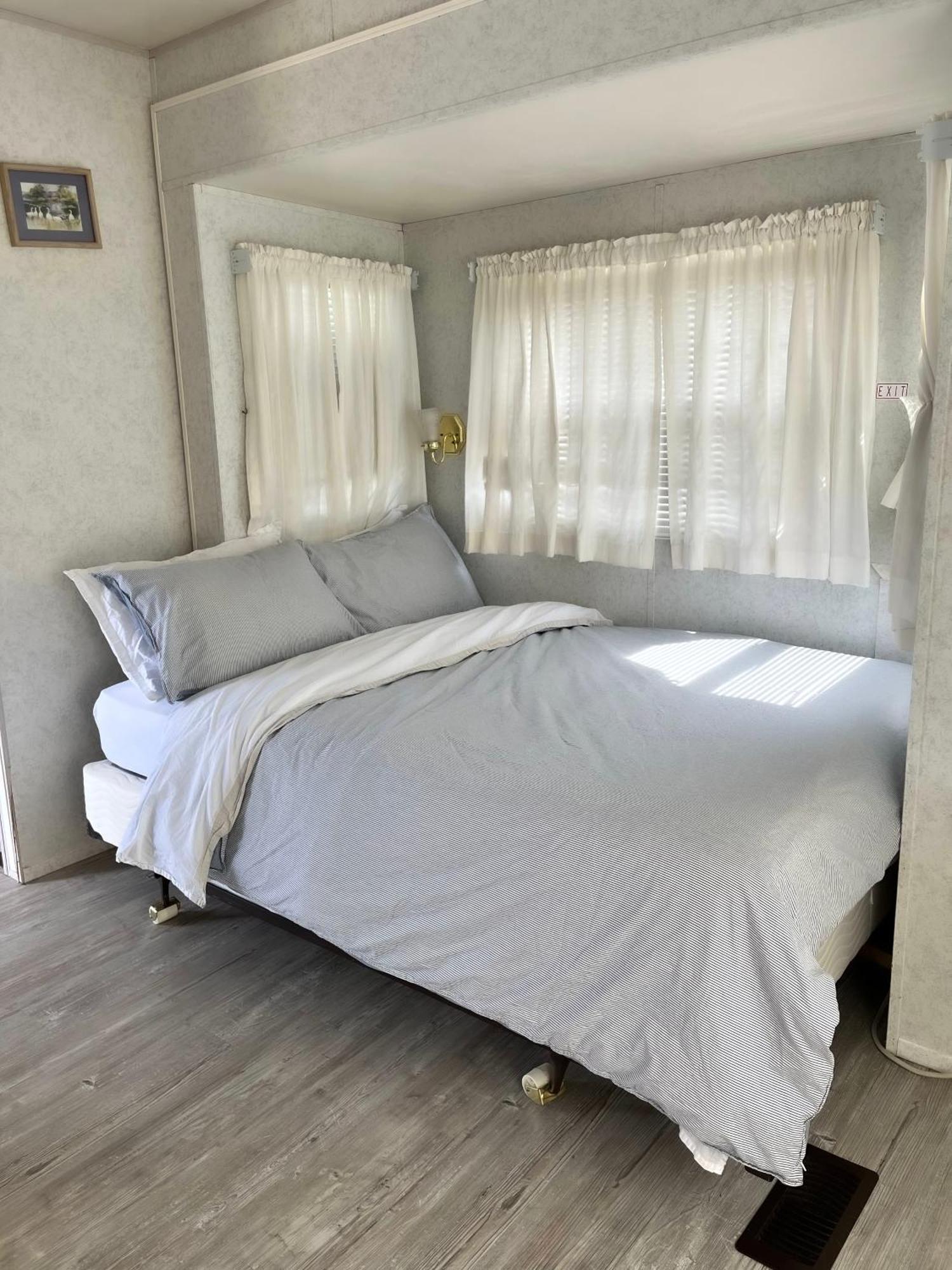 Roberts Roost Resort Quesnel Bagian luar foto